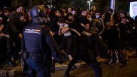 Un hombre de 72 años, detenido tras la protesta por el desahucio de Maricarmen por desobediencia a la autoridad
