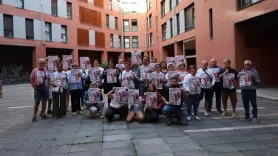 'Los ochos' de Erandio piden ayuda: más de 120 familias corren el riesgo de ser expulsadas de sus casas por culpa de un fondo buitre