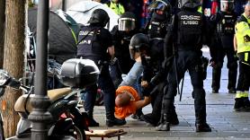La Delegación del Gobierno abre una investigación por posibles excesos policiales en el desahucio de Maricarmen