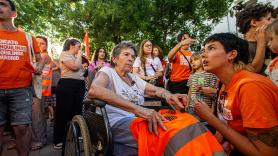 Miles de personas salen a la calle tras el desahucio de Maricarmen: protestas en 40 ciudades y un ultimátum al Gobierno