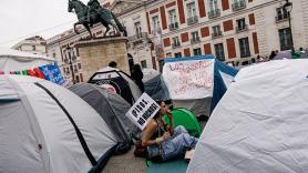 Crónica | La acampada por la vivienda en Sol, a 24 horas de un Consejo de Ministros crucial: "Aquí no hay miedo, solo esperanza"