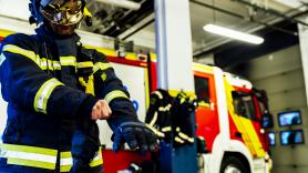 La confesión de un miembro de Bomberos contra los Desahucios que merece la pena leer: "Me afecta muchísimo"