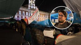 Una noche en la acampada de Sol por la vivienda, que irá más allá de la vigilia por el decreto Maricarmen: "Nos quedamos"