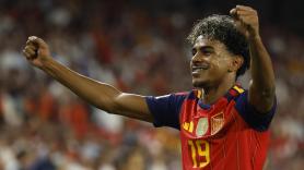 España se da un festín goleador y vence por 4-1 a Croacia en la Nations League