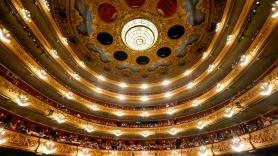 Momento de lo más curioso el vivido en el Liceu: suenan cientos de alarmas de emergencia en plena representación