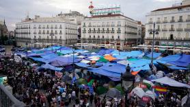 Vídeo en directo de la acampada en la Puerta del Sol tras el rechazo de los decretos de vivienda
