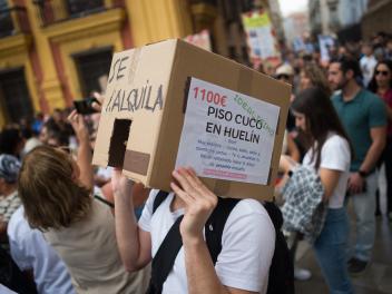 Manifestación por la situación de la vivienda en Málaga.