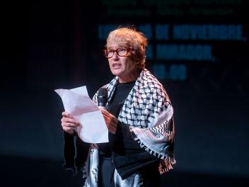 MADRID, SPAIN - NOVEMBER 10: The presenter of the event Alicia Armesto, during the event 'The genocide continues, so does the solidarity movement with the Palestinian resistance', at the Sala Mirador, on 10 November, 2025 in Madrid, Spain. (Photo By Alberto Ortega/Europa Press via Getty Images)