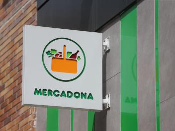 El logo de Mercadona en una de sus tiendas españolas