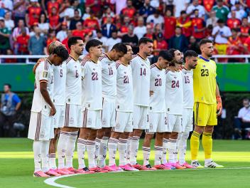 Los titulares de la selección española durante el partido contra Uruguay.