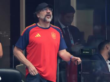 Javier Bardem en el partido contra Portugal.
