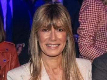 Begoña Gómez en la primera fila del desfile de Pedro del Hierro, en la Semana de la Moda Mercedes-Benz de Madrid, el 15 de febrero de 2024.