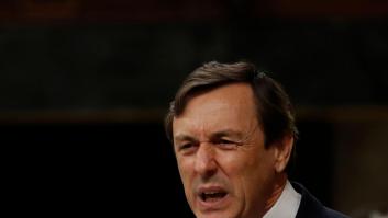 Rafa Hernando se dirige a las ministras con un "a ver, bonitas" y Twitter estalla contra él