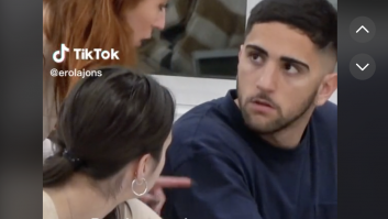 La broma de esta 'tiktoker' ligando en la biblioteca lleva casi 13 millones de reproducciones