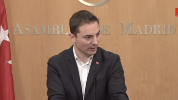 Lobato denuncia en la Asamblea los insultos a su madre cuando le visitó este sábado