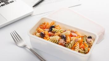 El motivo por el que no deberías comer pasta o arroz que lleve más de un día en el frigo