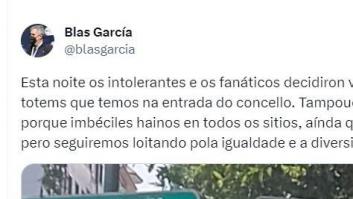 Indignación en un pueblo de A Coruña por lo que le ha ocurrido a un cartel del Orgullo