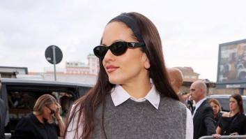 Rosalía sorprende volviendo a ponerse así su anillo de compromiso