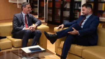 Se fijan en el 'look' de Rufián con Sánchez y sacan una conclusión rápido