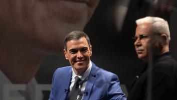 Sánchez bromea con Jorge Javier sobre su verificador con Junts: "¿'Supervivientes' lo hacéis en el Salvador?"