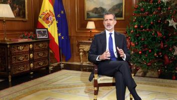 Una experta en comunicación no verbal llama la atención sobre la bandera en el discurso de Navidad del rey