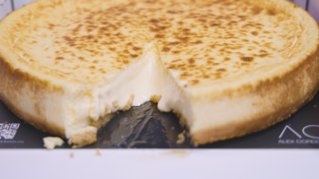 Estos son los huevos que Alex Cordobés usa para las tartas de queso más famosas de España