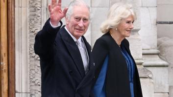 El rey Carlos III sale del hospital tras haber sido operado de la próstata