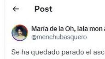 Se queda atrapada en el ascensor con varios vecinos y suela una broma muy (poco) acertada