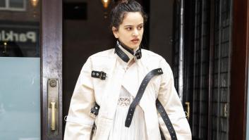 Los guiños detrás de la polémica "camisa de fuerza" de Rosalía