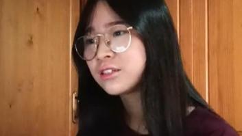 Compone una canción con los comentarios racistas que recibe y el resultado es de premio