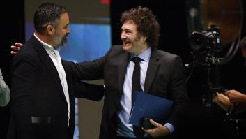 Vox se empapa de la ultraderecha internacional agitando su convención contra la inmigración