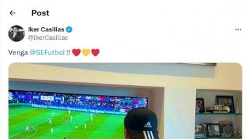 Casillas sube una foto viendo a España y muchos sacan la lupa y flipan por lo que hay a la derecha