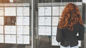 Está buscando un piso en Barcelona y hay algo en este anuncio que le deja pasmada (más si cabe)