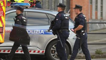 Un hombre se arroja desde un cuarto piso tras acuchillar a sus padres en Bilbao