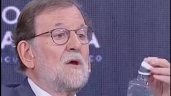 Rajoy hablando de los nuevos tapones de las botellas de plástico es todo lo que necesitas ver hoy