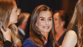 Letizia lo vuelve a hacer en su reaparición en Oviedo