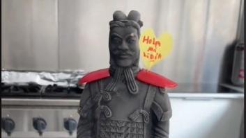 Esta es la nota y el sórdido mensaje subliminal que le deja su padre a su madre