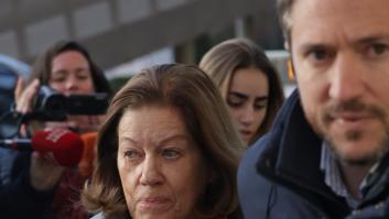 La familia de Raphael asegura que está "en planta, tranquilo y consciente" y confirma que no sufrió un ictus