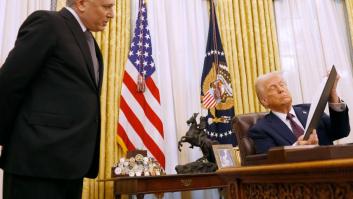 Trump deroga la "peligrosa" regulación de Joe Biden sobre Inteligencia Artificial y criptomonedas