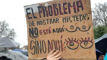 Feminismo contra viento y marea: estas son las pancartas más aplaudidas del 8M en Madrid