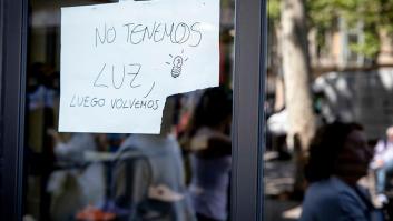 Entre la incertidumbre y la 'anestesia' por la enésima situación excepcional: el impacto psicológico del apagón