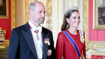 Kate Middleton vuelve por todo lo alto con la tiara de Diana de Gales en su primera cena de gala tras el cáncer