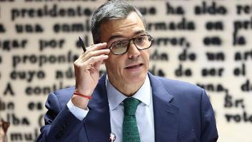 Más allá de las gafas: las otras veces en las que Pedro Sánchez ha llamado la atención por su atuendo