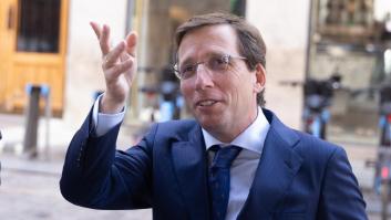Almeida adelanta a Vox por la derecha con más 'prioridad madrileña' para acceder a la vivienda