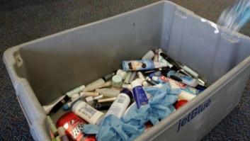 La restricción de los líquidos en aviones continuará hasta 2014