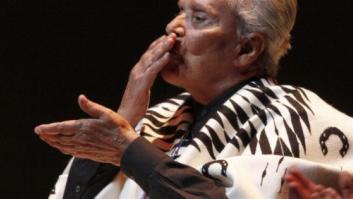 Chavela Vargas recibe el alta médica en Madrid y quiere regresar a México