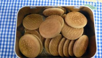 Un total de 13 miembros de ETA inician en Sevilla una huelga de hambre negándose a desayunar