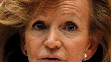 Elena Salgado revela una conversación con Rajoy en la que le advirtió del desvío del déficit