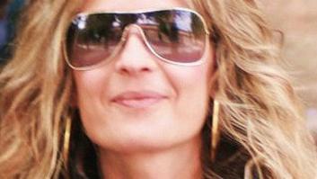 Olvido Hormigos, la concejala de Los Yébenes, pide a la prensa que se centre en los "problemas reales" del país