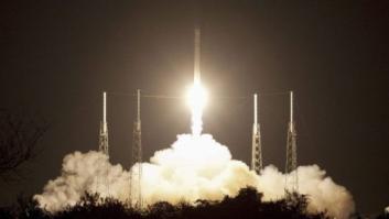 La capsula espacial no tripulada Dragon, de Space X, parte hacia la EEI y abre una nueva etapa al sector privado (FOTOS)